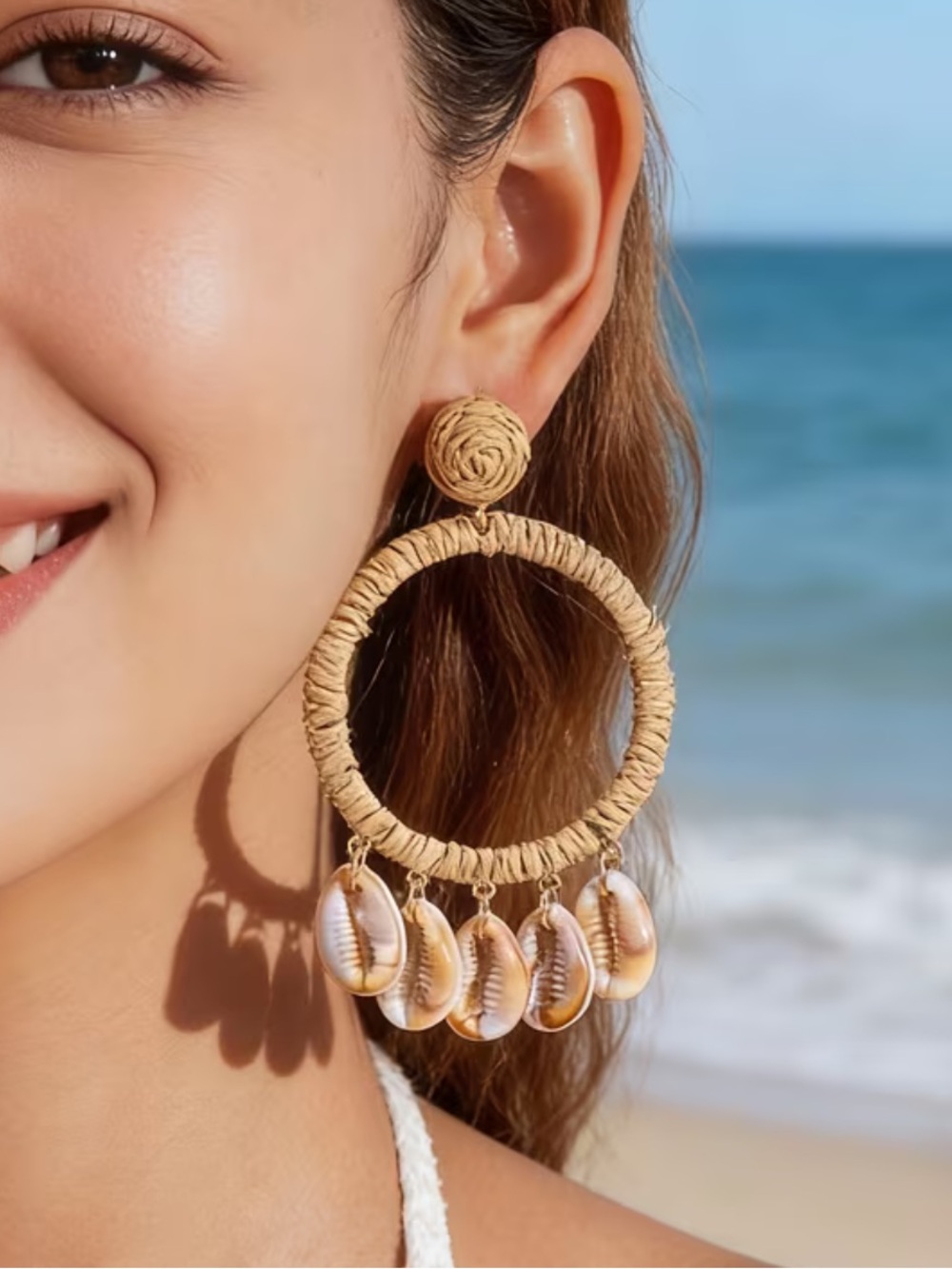 NWT RAFFIA SHELL EARRINGS